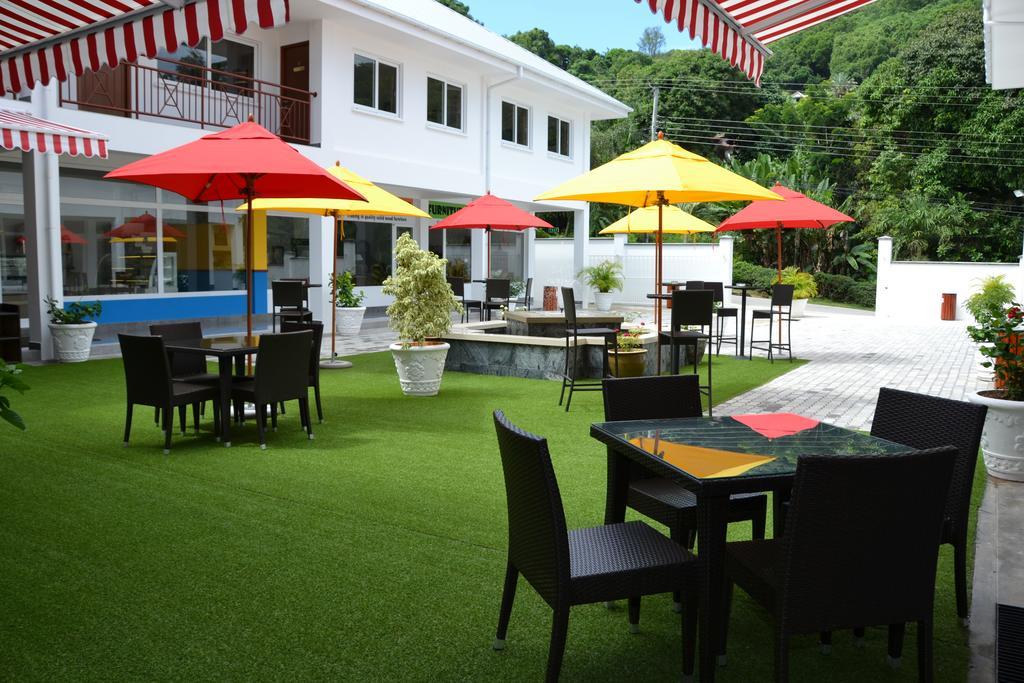 The Old School Self-Catering Apartment Praslin Luaran gambar